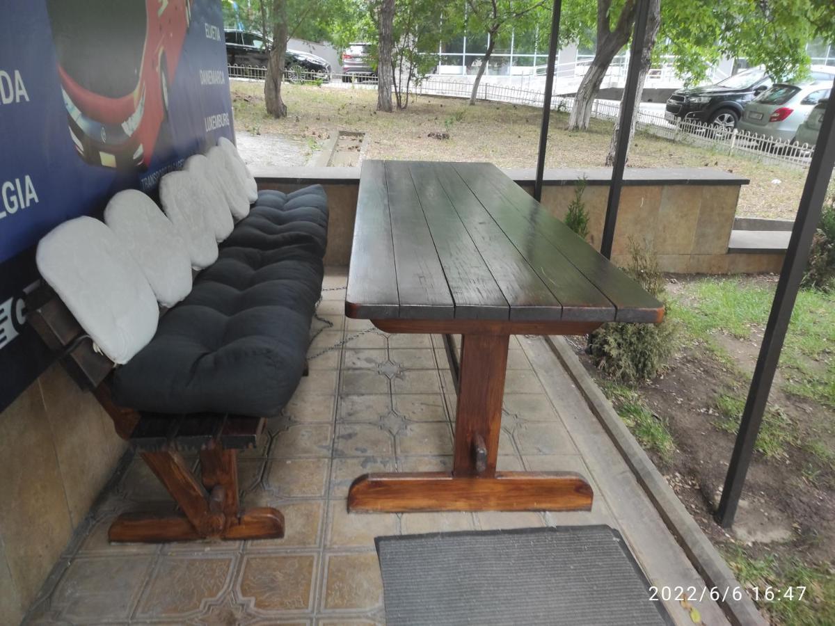 Romana Hotel Chisinau Eksteriør bilde